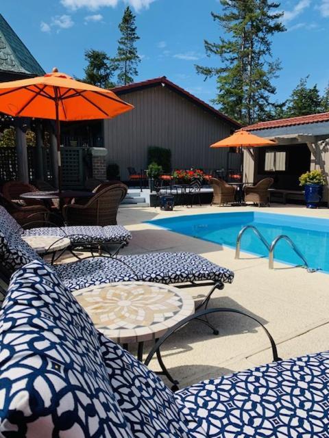 Coachman Inn Oak Harbor Exterior foto